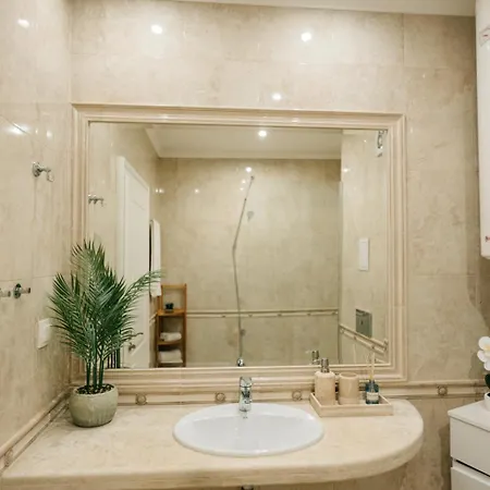 Grand Karavel - Luxury 1br + Parking Apartmán Varna