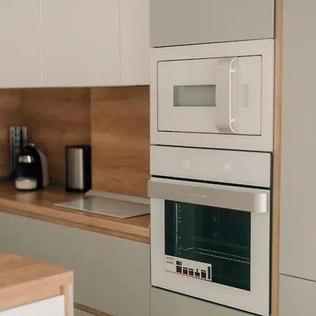 Grand Karavel - Luxury 1br + Parking