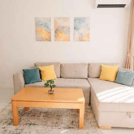 Daire Grand Karavel - Luxury 1br + Parking